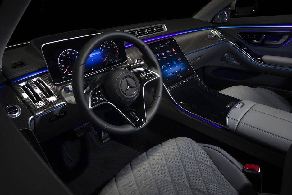 Mercedes S Class chauffeur-driven car hire in the French Riviera Mercedes S Class chauffeur-driven car hire in the French Riviera