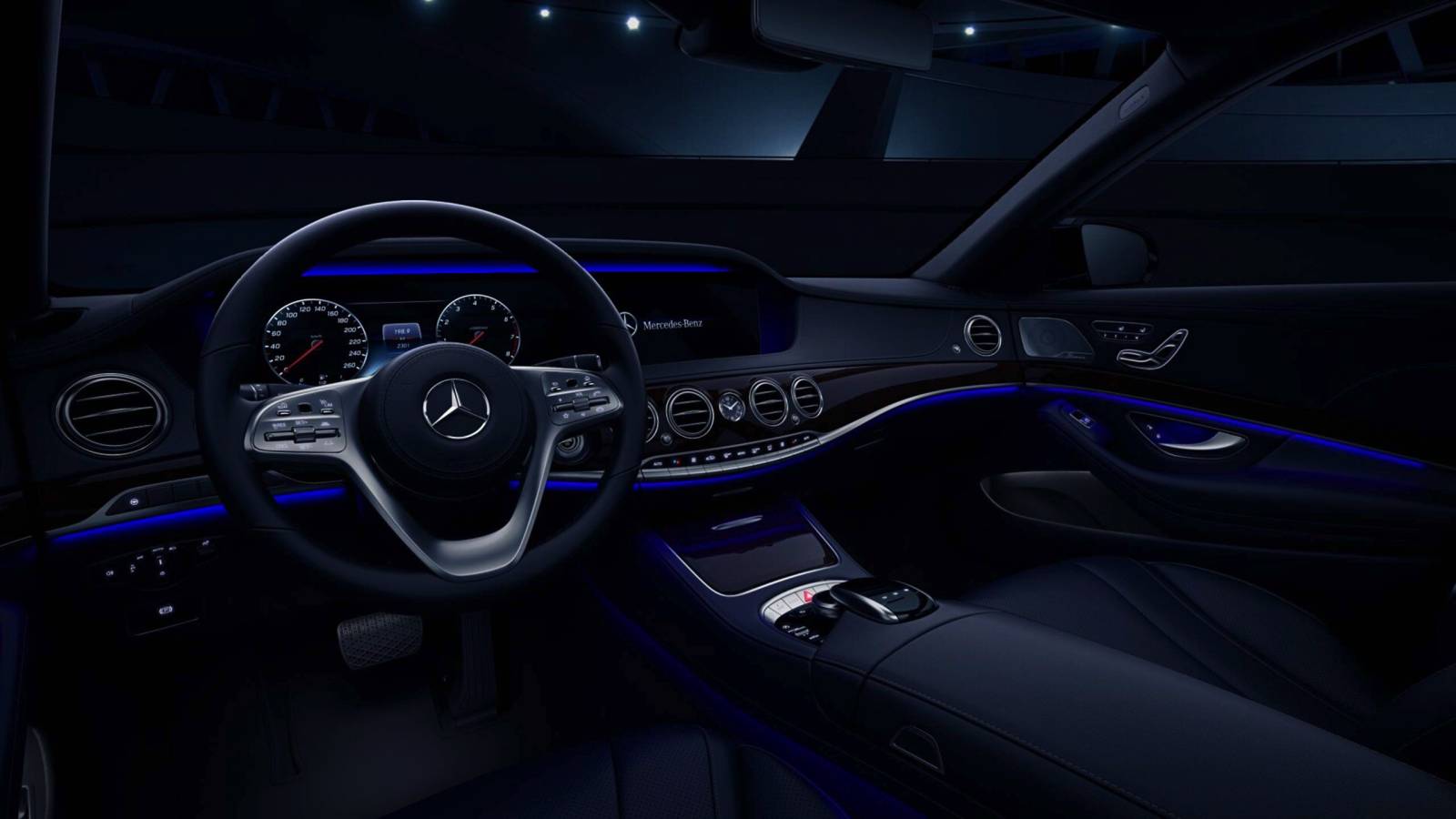 Limousines and Minibus VIP Transportation Services for Heavent-Meetings-Cannes with Avantgarde Limousines Limousines and Minibus VIP Transportation Services for Heavent-Meetings-Cannes with Avantgarde Limousines