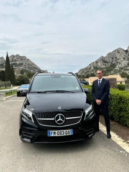 Chauffeur service in Marseille, Elevate Your Marseille Experience with Luxurious Chauffeur Service