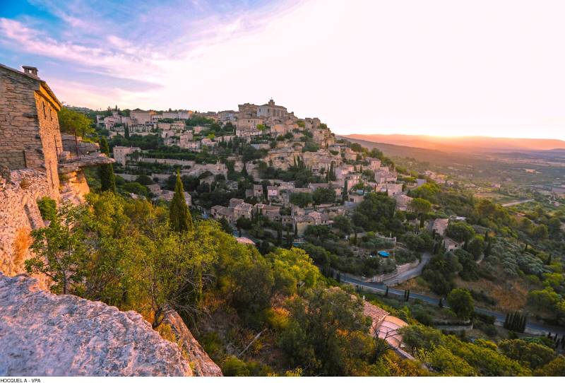 Private Driver in Luberon Gordes – Luxury Chauffeur Service in Provence