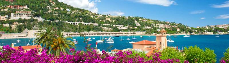 HIRE A PRIVATE DRIVER WITH SPRINTER MINIBUS FROM CANNES TO SAINT TROPEZ