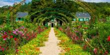 A Private Half Day Trip From Paris to Monet’s Giverny House and Gardens